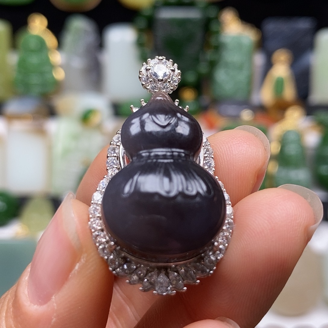 和田玉银S925镶嵌颈饰