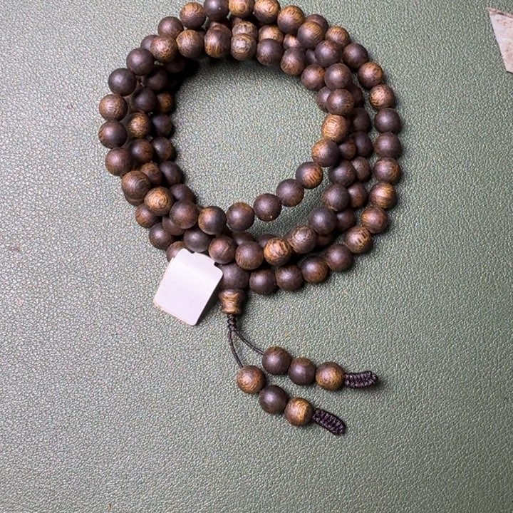 沉香手串批****健海南陆河树心油沉水浮老料23克