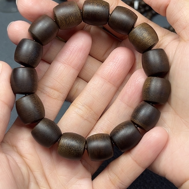 沉香碎屑沉香白棋玉化1.4