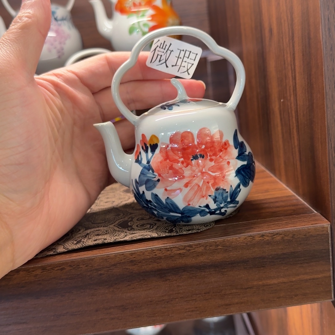 釉下手绘茶具微瑕