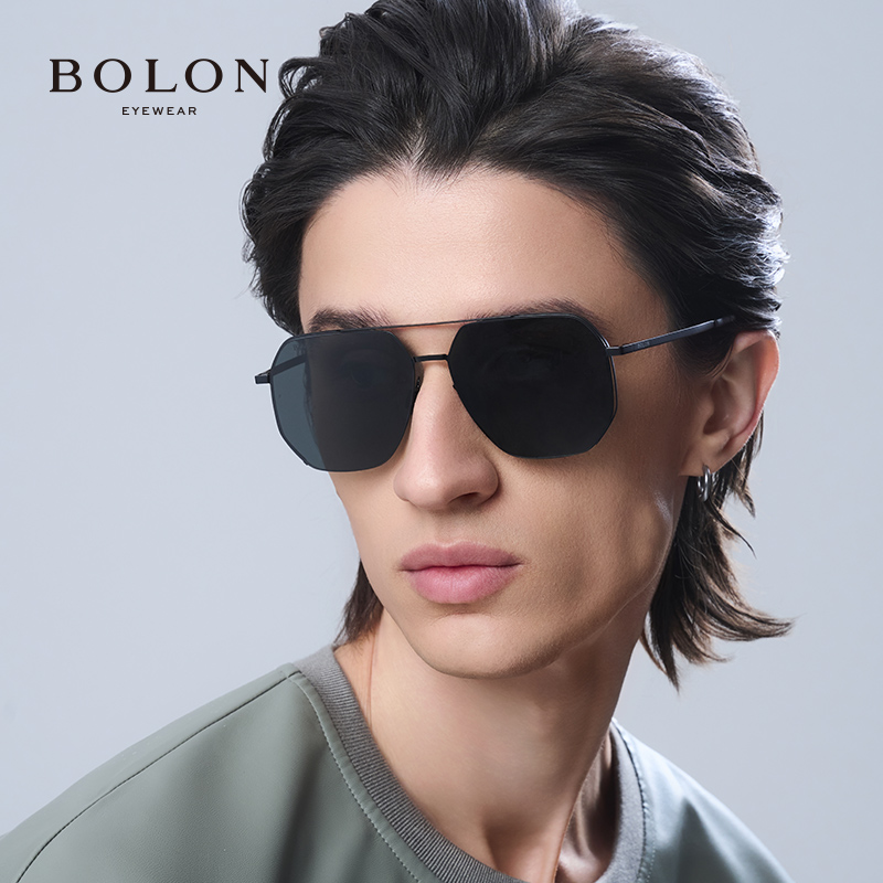 BOLON暴龙眼镜新款β钛男偏光开车驾驶钓鱼墨镜BL8121