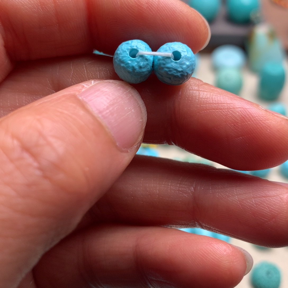 绿松石未镶嵌颈饰