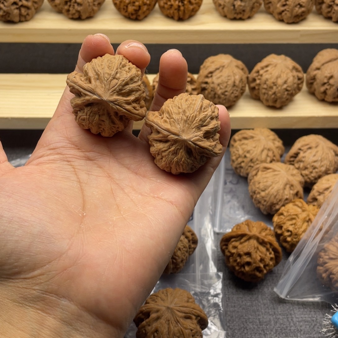 文玩核桃把件铁锤39