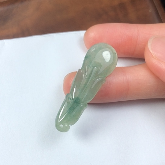 翡翠未镶嵌颈饰缅甸A货，每天下午1点半开播