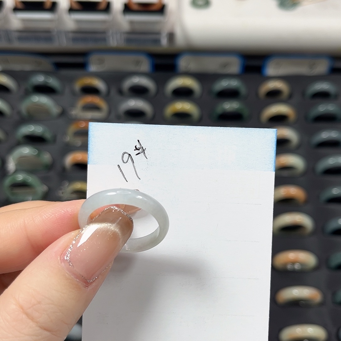 未镶嵌戒指翡翠翡翠戒圈