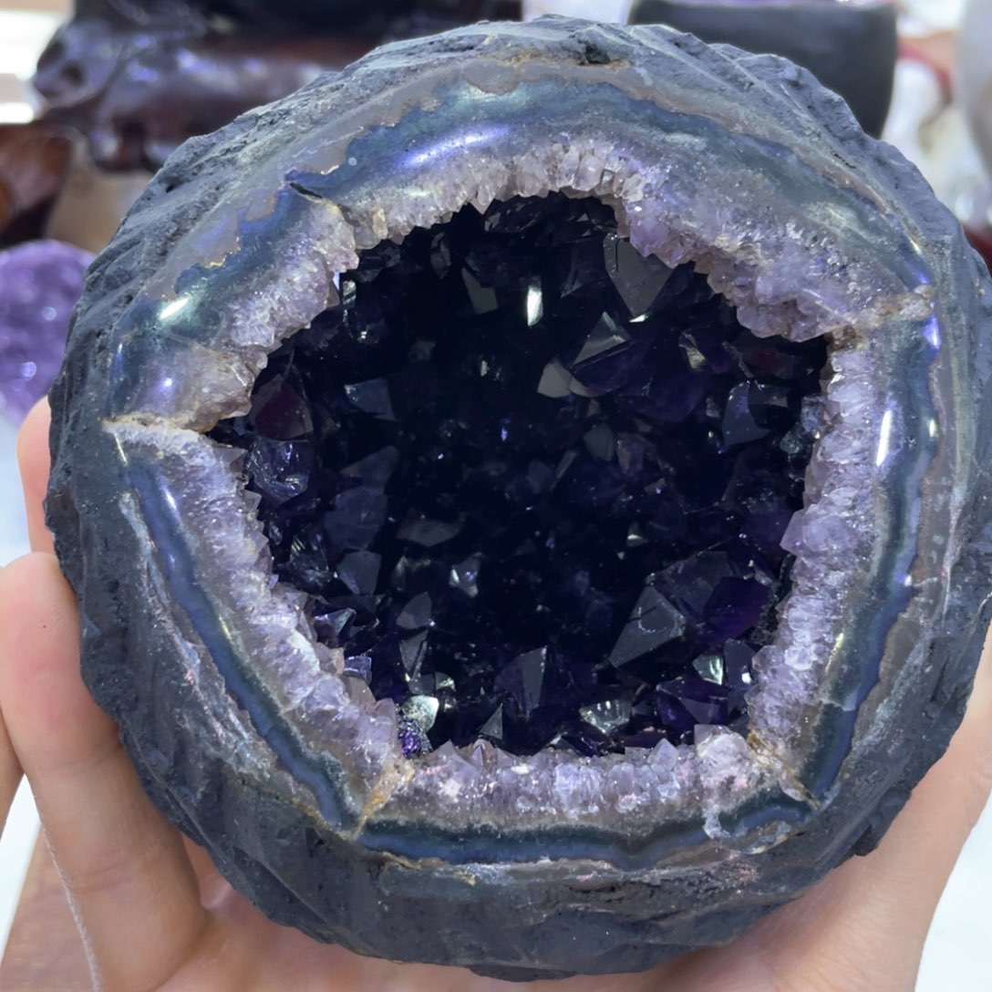 未镶嵌水晶大型摆件（非配饰）