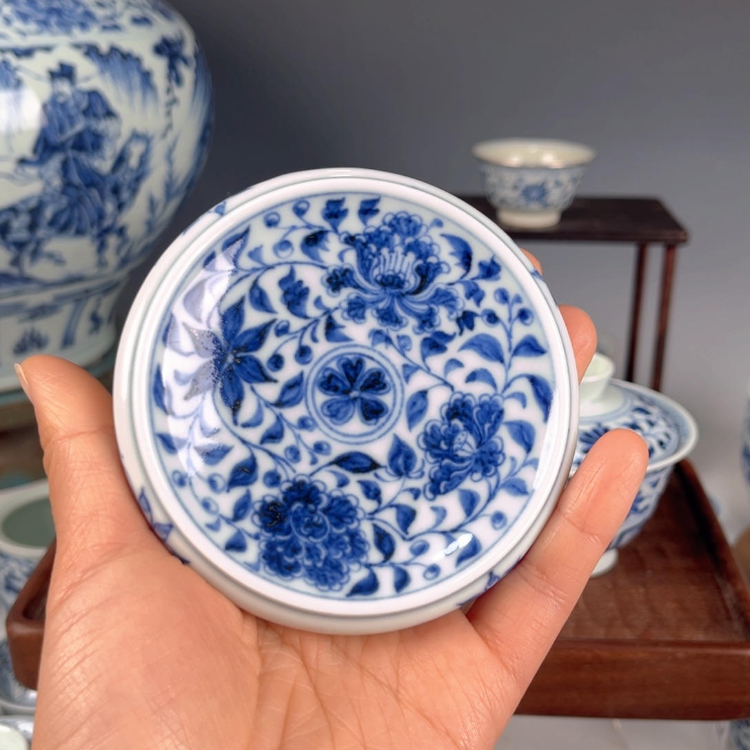 青花四季花卉盖置