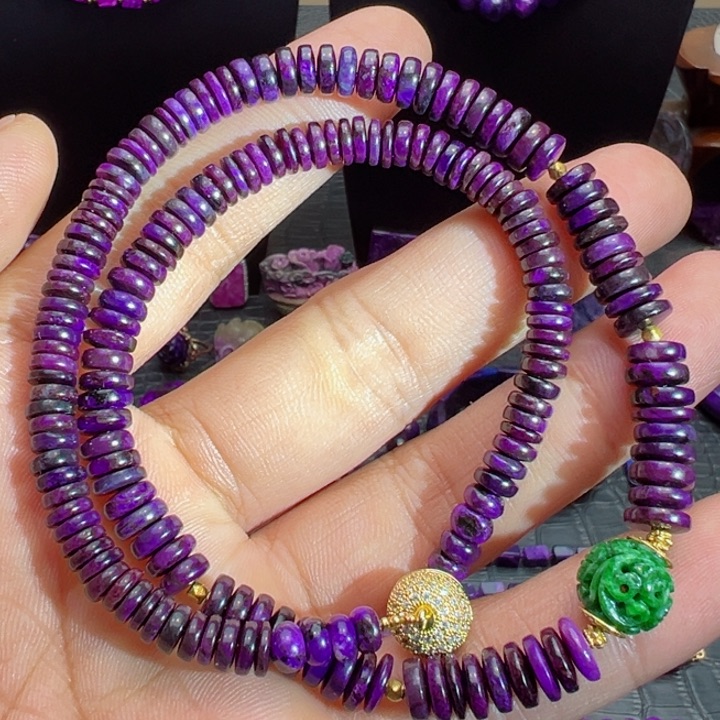 未镶嵌苏纪石（舒俱来）项链