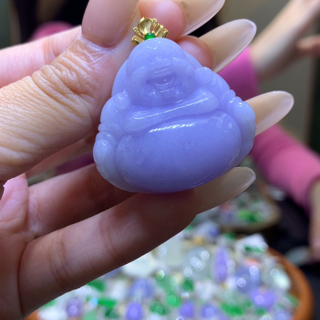 颈饰18K金镶嵌翡翠