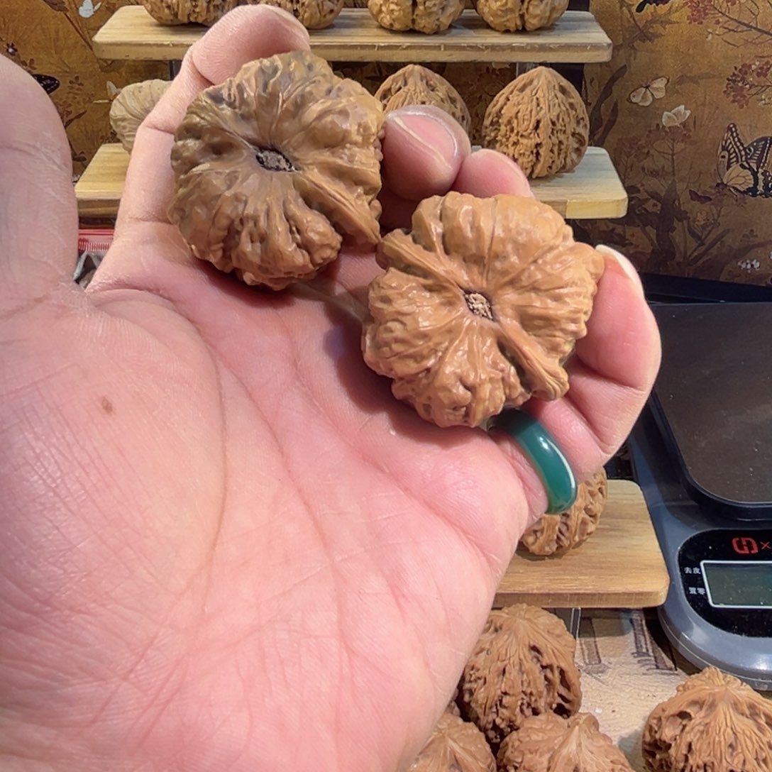 把件文玩核桃飞**羊