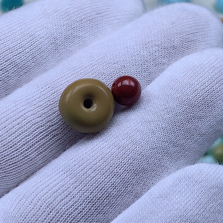 南红玛瑙未镶嵌珠宝奇石