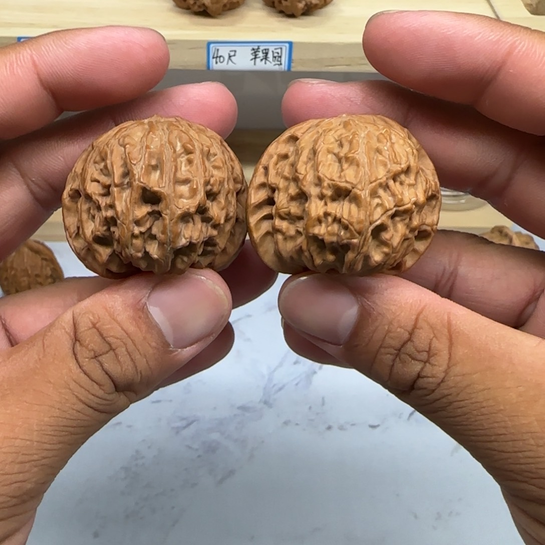 文玩核桃把件40磨盘M122