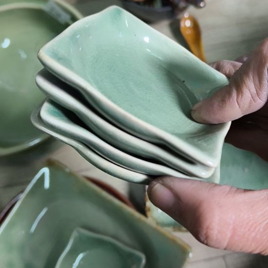 ****爽瓷片磁州窑五厂盘碗壶杯有瑕疵