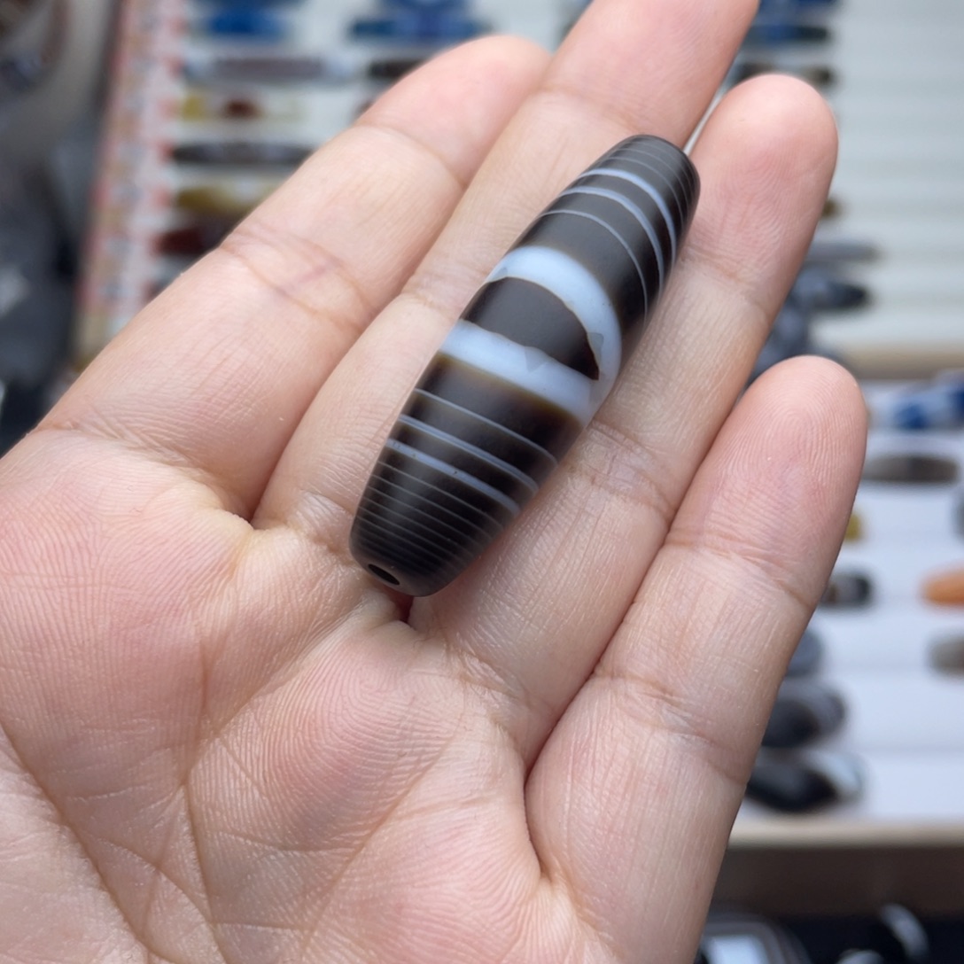 玛瑙/玉髓颈饰未镶嵌梨****e