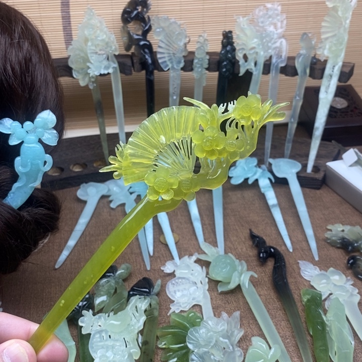 蛇纹石玉未镶嵌发簪