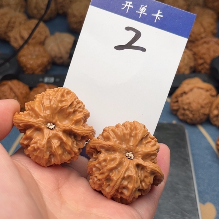 文玩核桃吊坠苹果 40全品 2