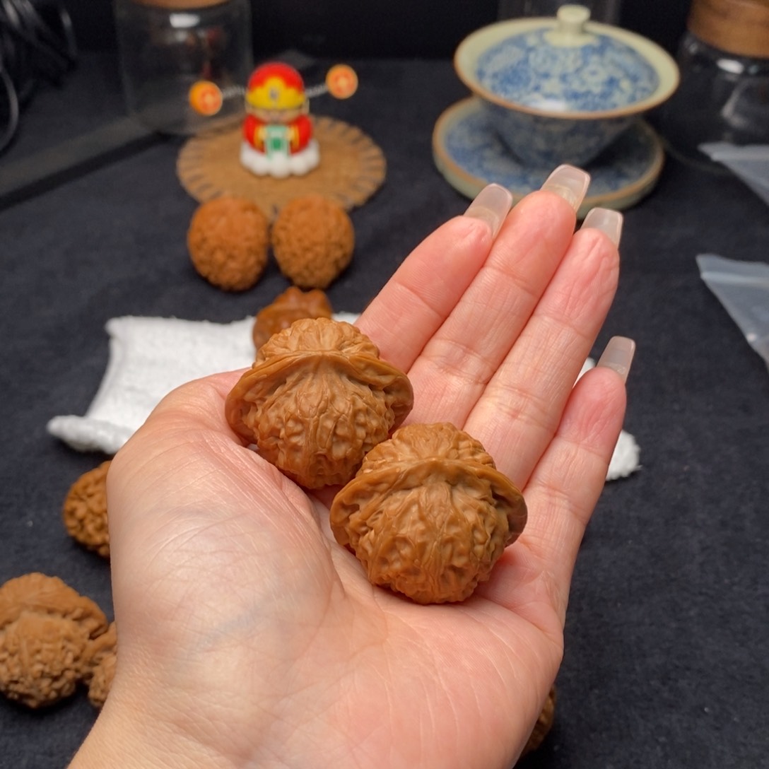 文玩核桃吊坠汉高楼灯39+