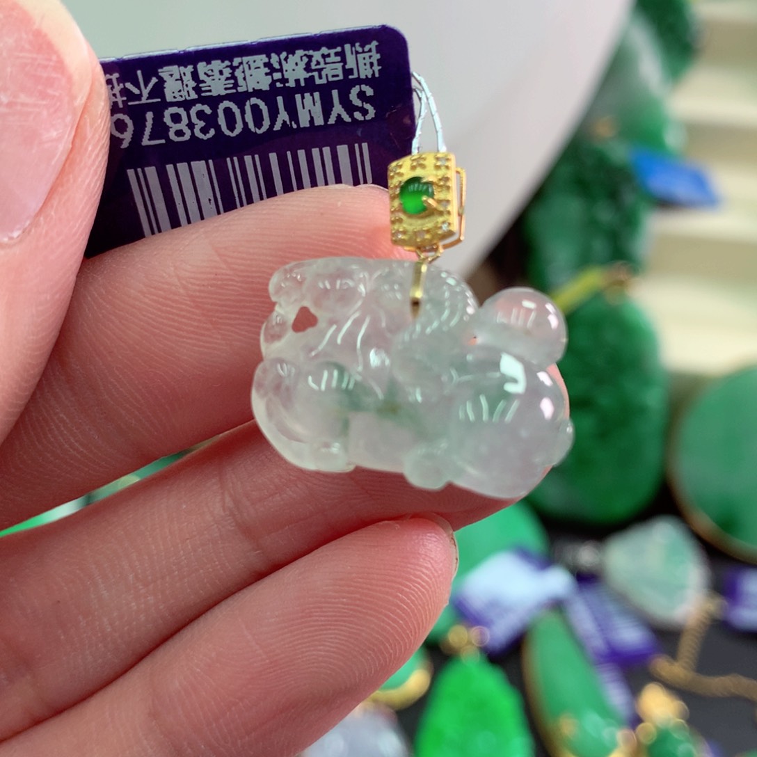 翡翠18K金镶嵌吊坠(不含链)