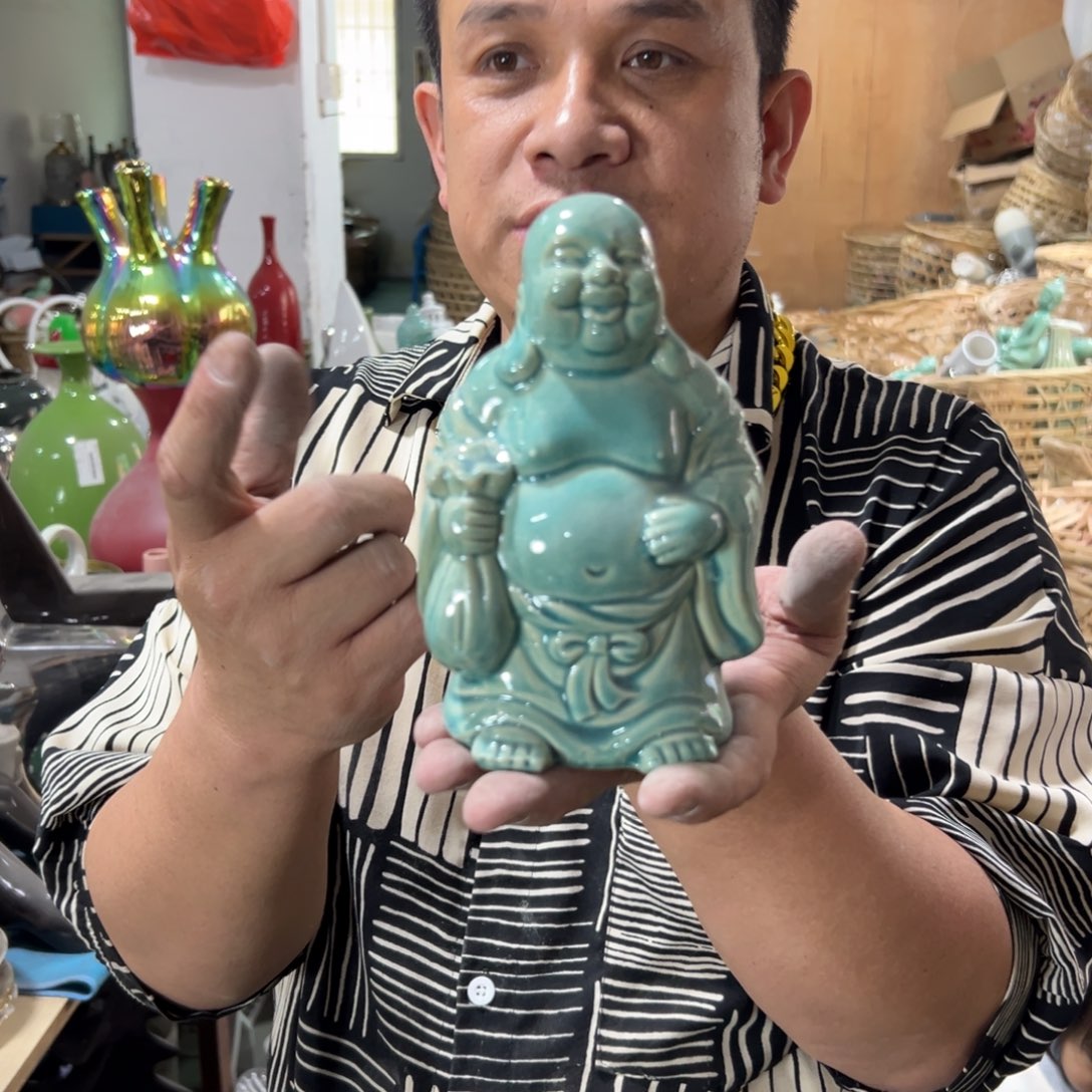 摆件56 号高中低温陶瓷瓶（部分微瑕）