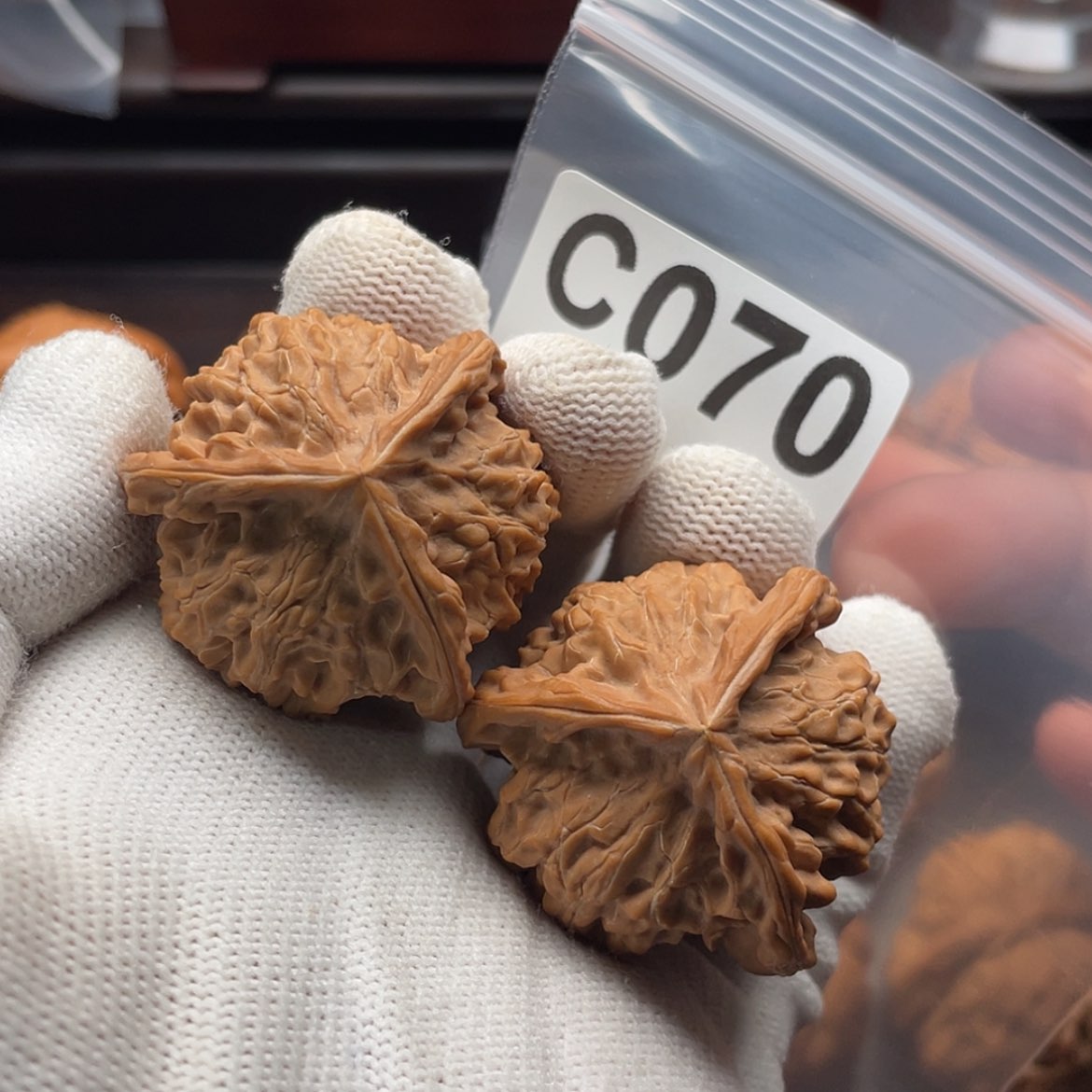 【闪购商品】文玩核桃吊坠D*zC070全品三棱38