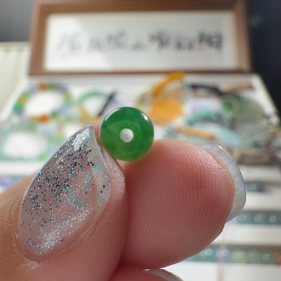 芮***翡翠散珠翡翠散珠