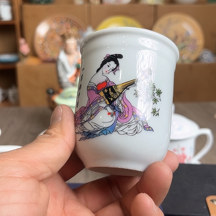 景德镇陶瓷摆件104