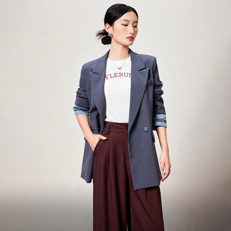 300645高级重工撞色拼接牛仔字母刺绣西装外套