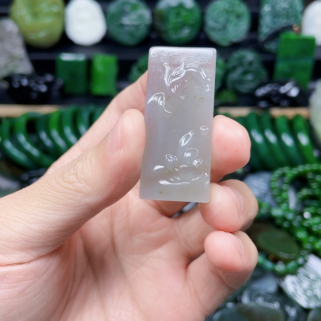 和田玉未镶嵌珠宝半成品