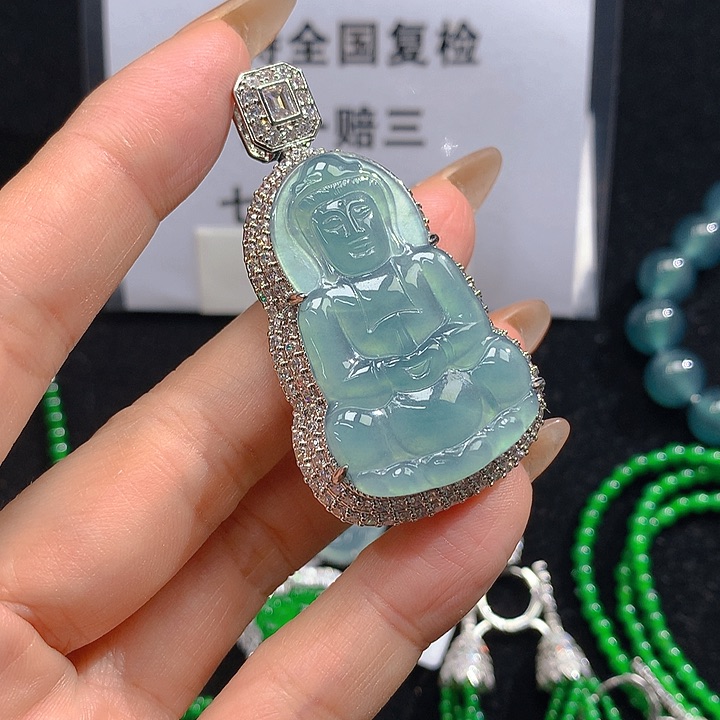 翡翠手链未镶嵌，