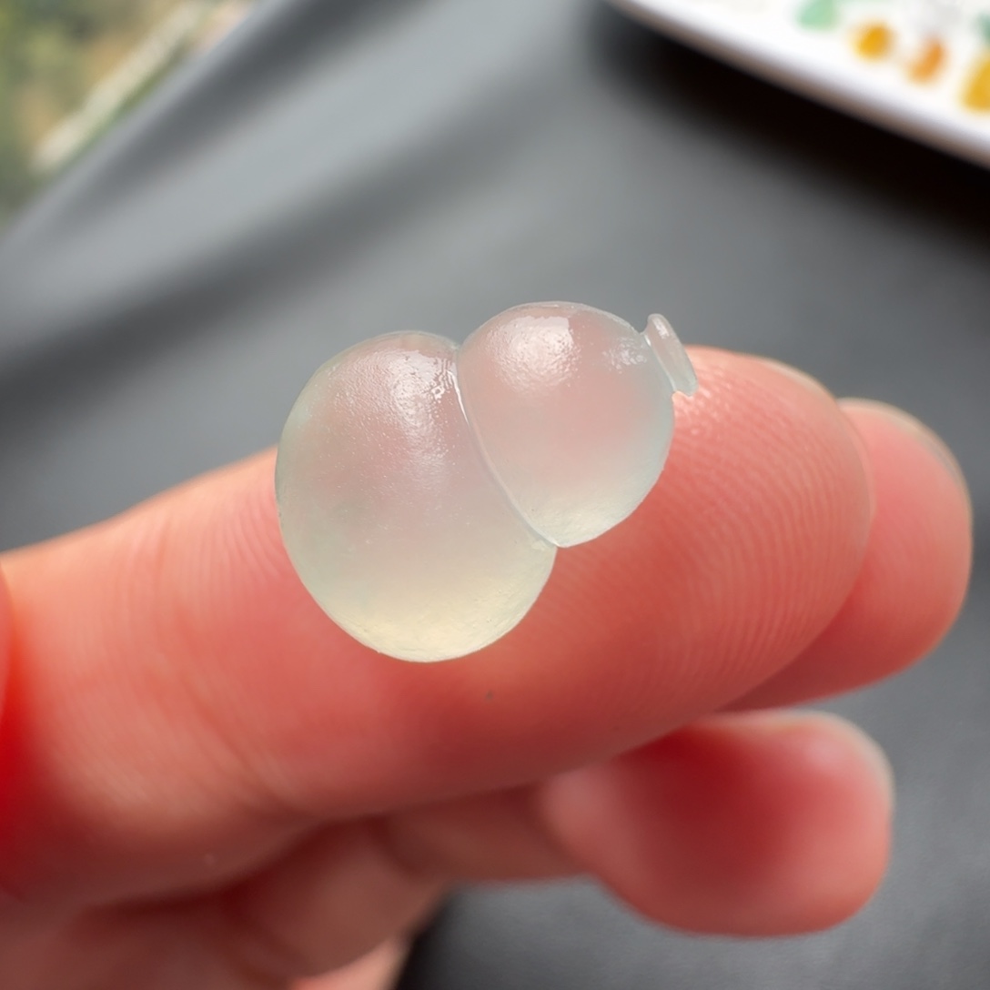 定制翡翠未镶嵌冰种葫芦