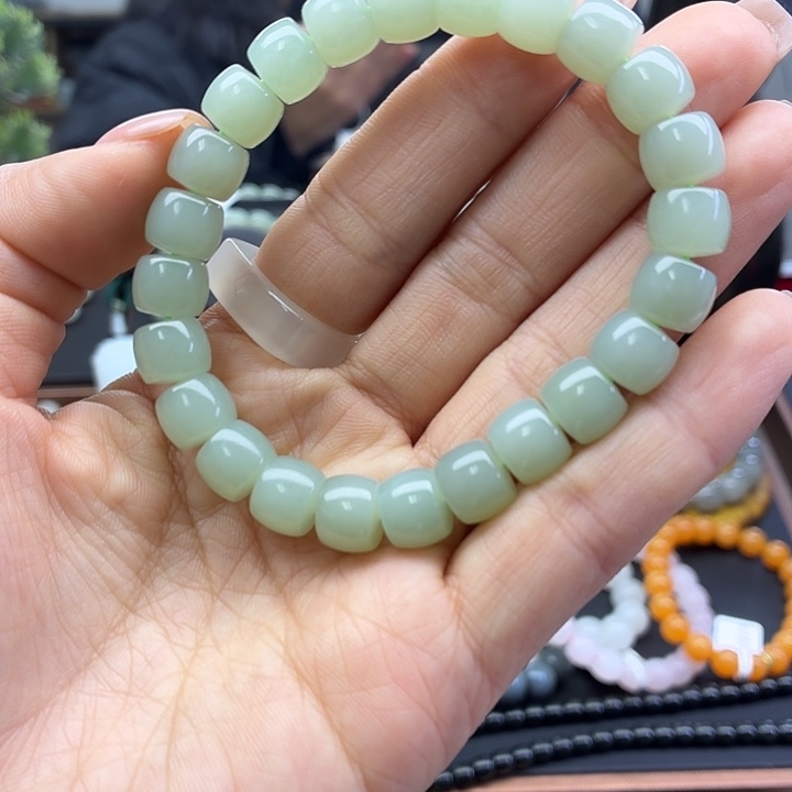 和田玉未镶嵌手串