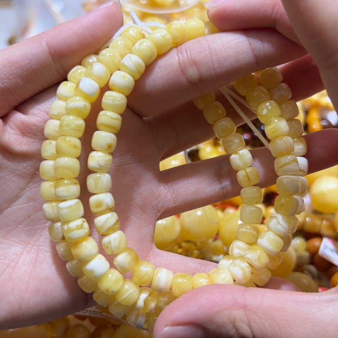 琥珀珠宝奇石未镶嵌蜜蜡