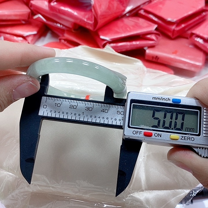 翡翠手镯未镶嵌12                 