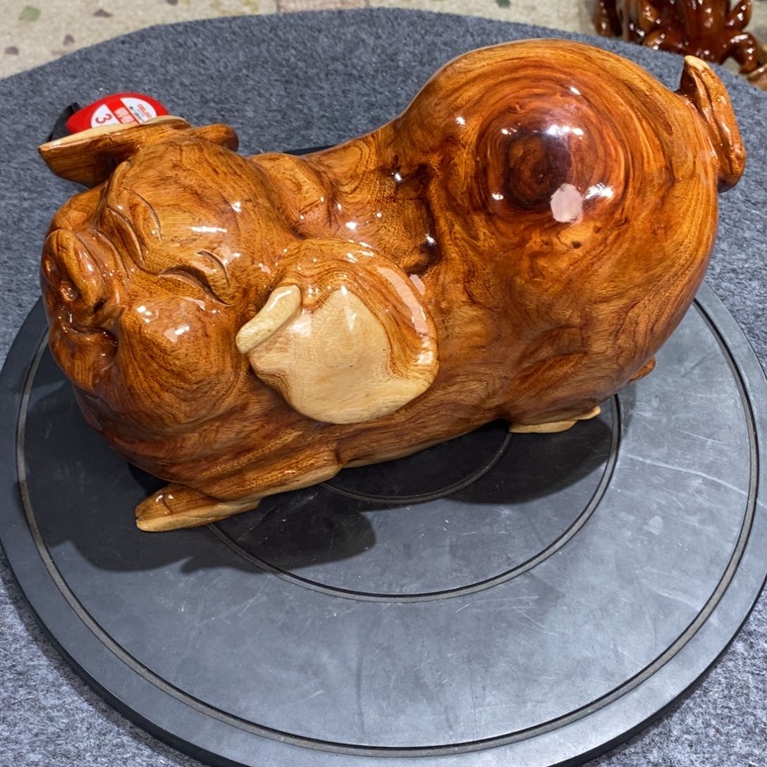 香樟木实木香樟木猪摆件