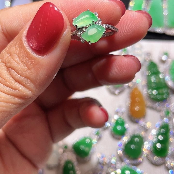 翡翠银S925镶嵌颈饰