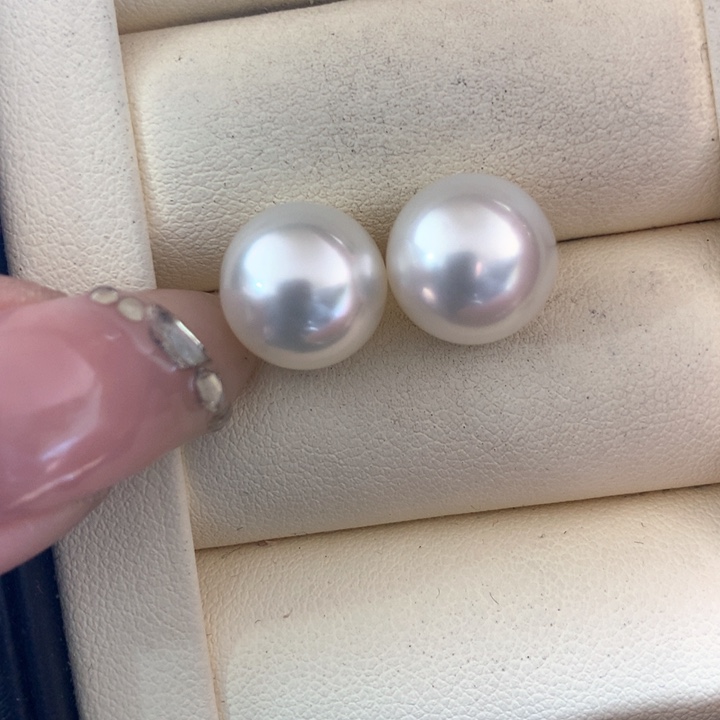 18K金镶嵌耳饰海水珍珠