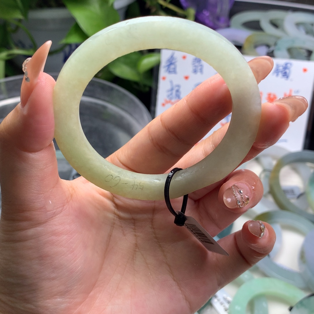 定制翡翠叮当镯未镶嵌54/60 