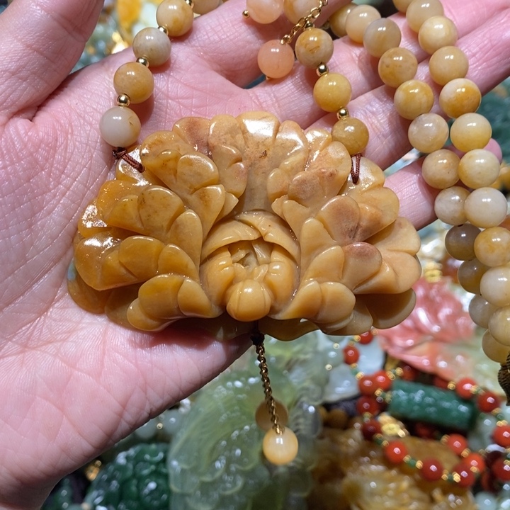 岫玉毛衣链未镶嵌