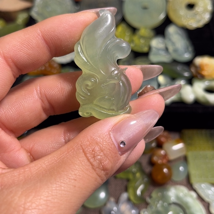 蛇纹石玉合金颈饰