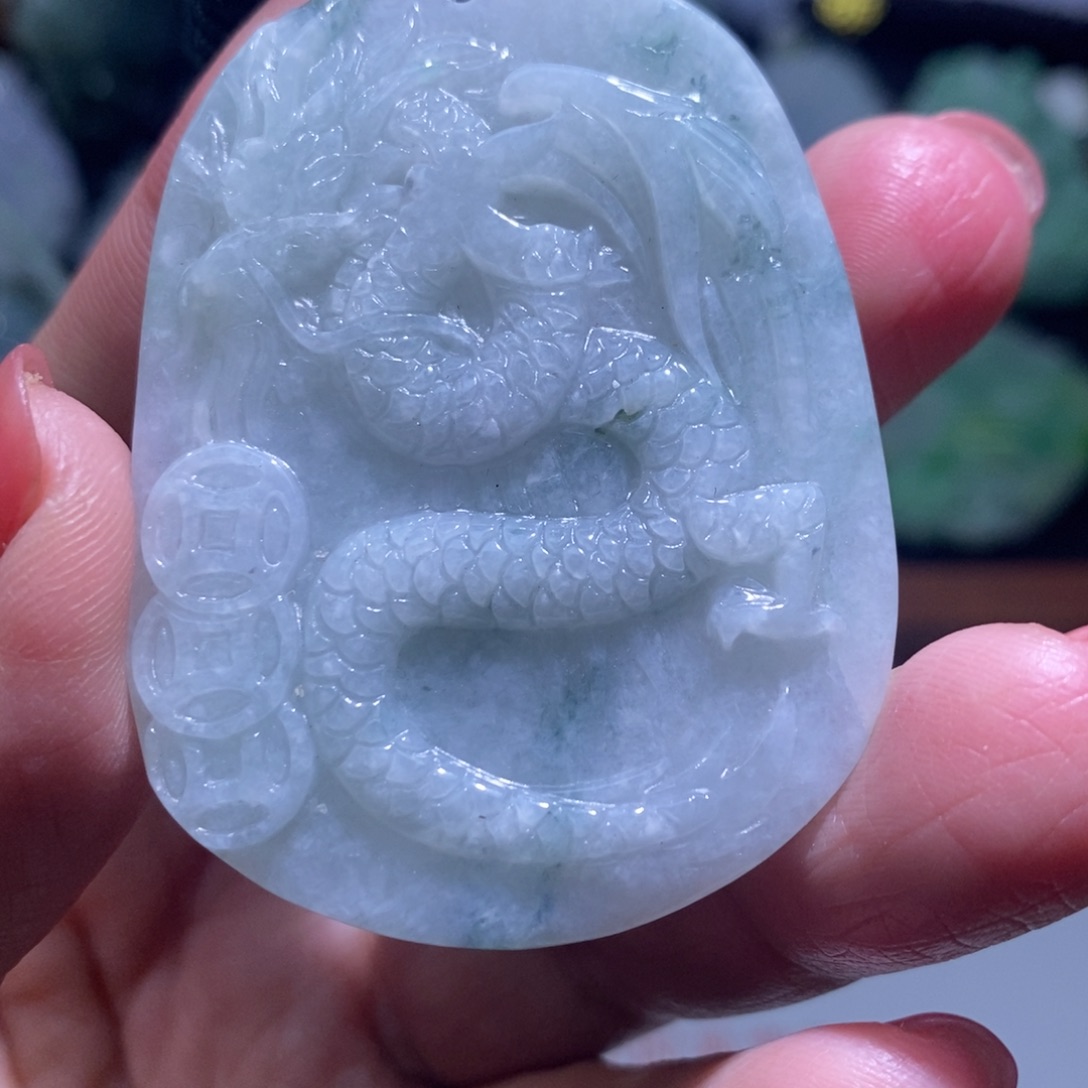 【闪购商品】翡翠未镶嵌颈饰龙牌