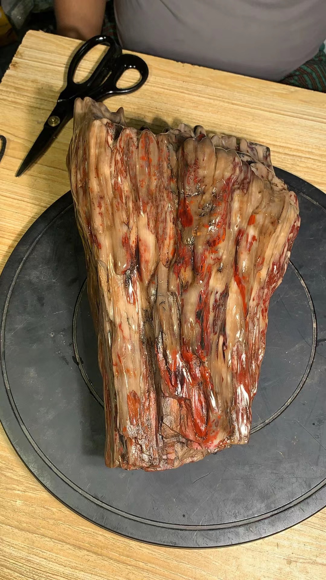 精美树化玉摆件2024120