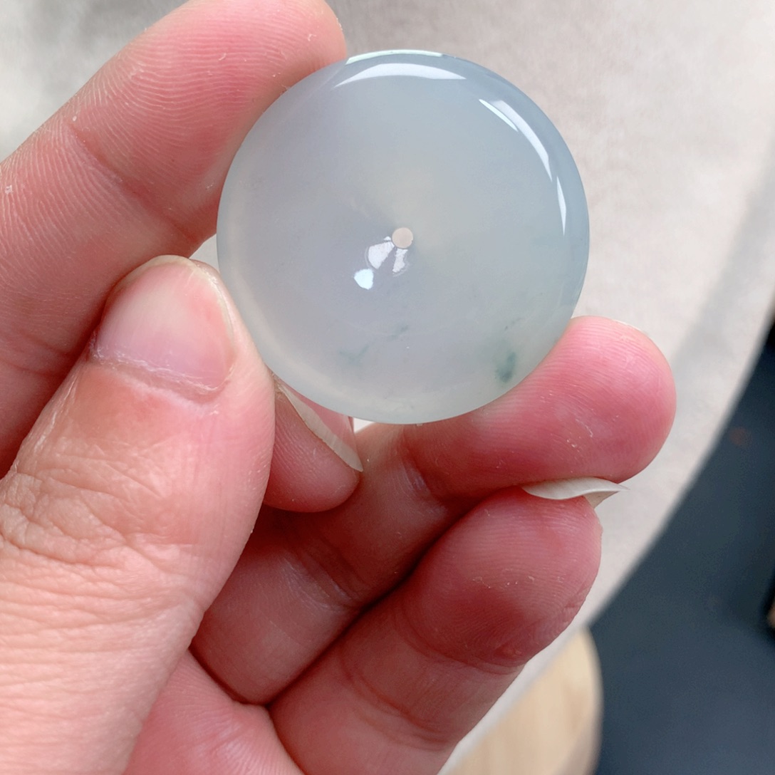 【闪购商品】翡翠颈饰未镶嵌2255558889880000