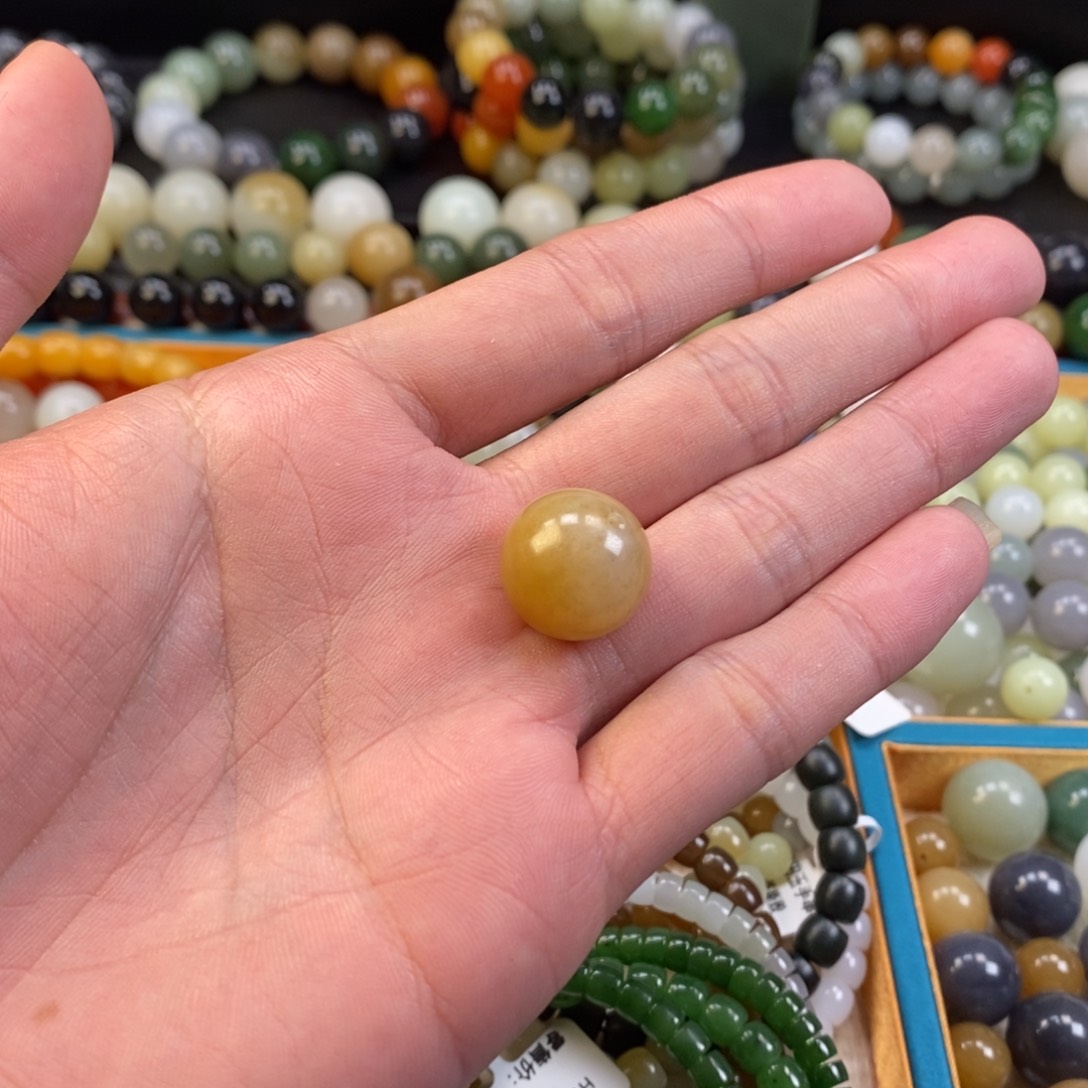 和田玉手串未镶嵌卡16黄金糖单珠