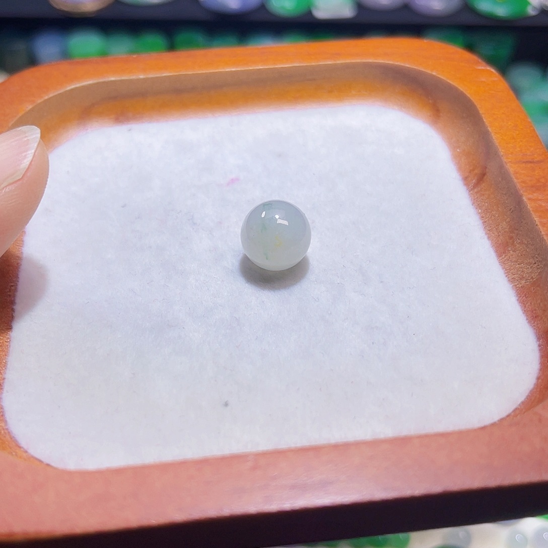 翡翠吊坠(不含链)未镶嵌卡11圆珠