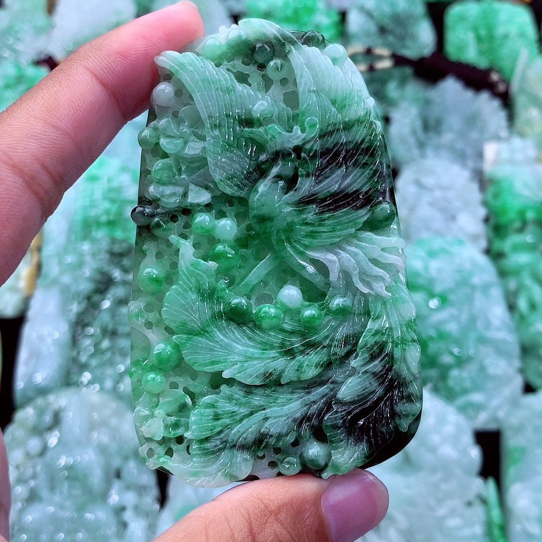 翡翠未镶嵌吊坠(不含链)