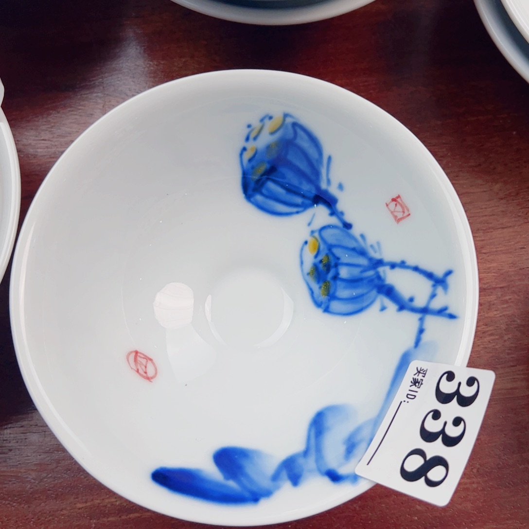 景德镇陶瓷手工手绘制作