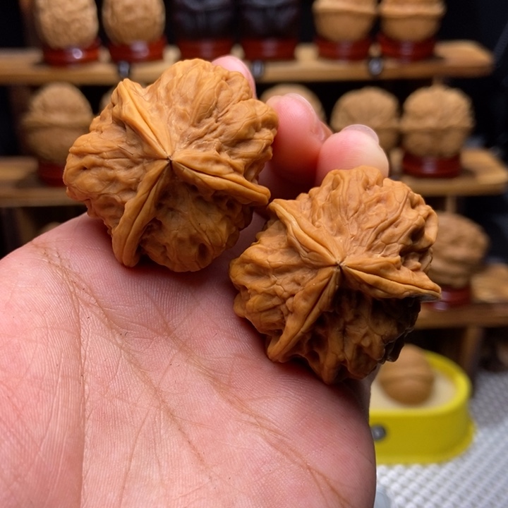 文玩核桃吊坠花千骨12