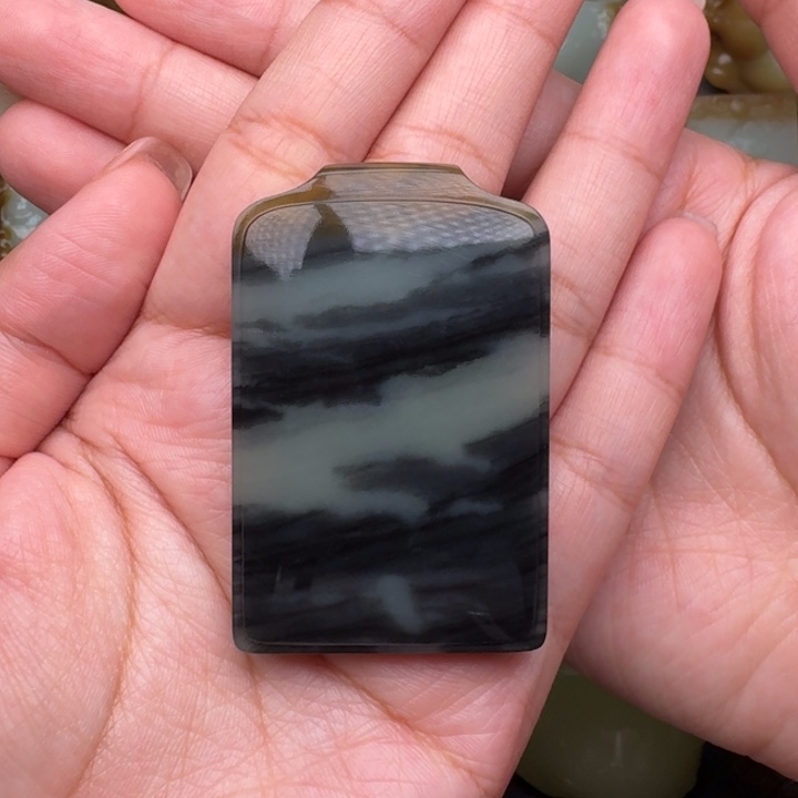 和田玉颈饰未镶嵌三**汇