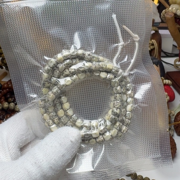 星月菩提手串5号车尺寸6.5石玉无相108