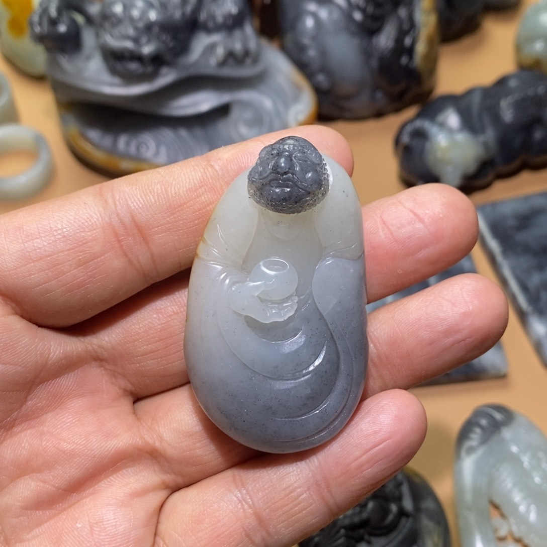 和田玉挂件未镶嵌